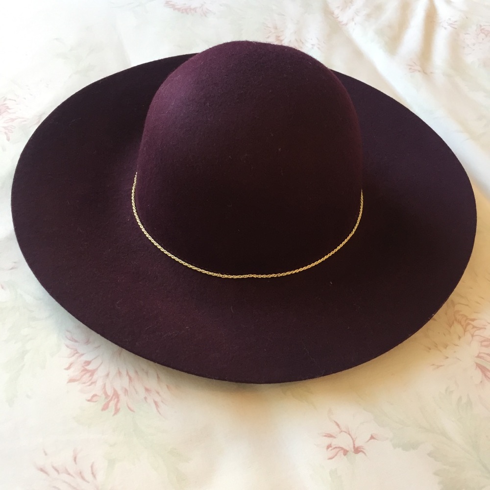 Burgundy Floppy Hat NWT